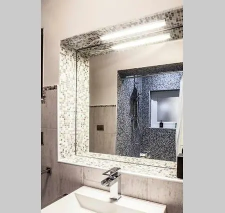 Interno 1 Apartment