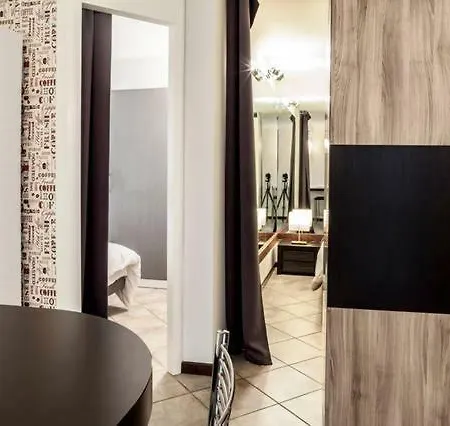 Interno 1 Apartment